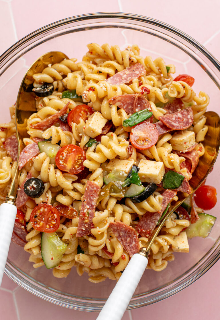 Salade De Pâtes Italiennes Au Salami