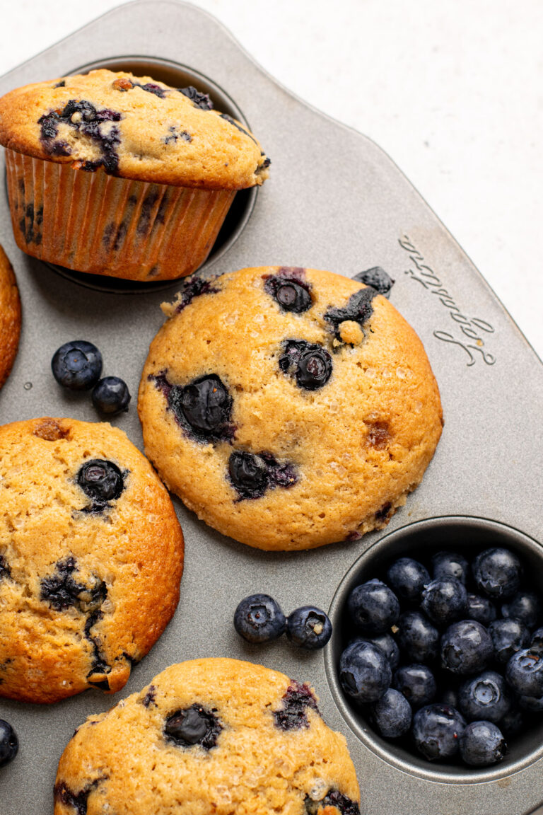 Muffins moelleux classiques aux bleuets – Olivia’s Kitchen