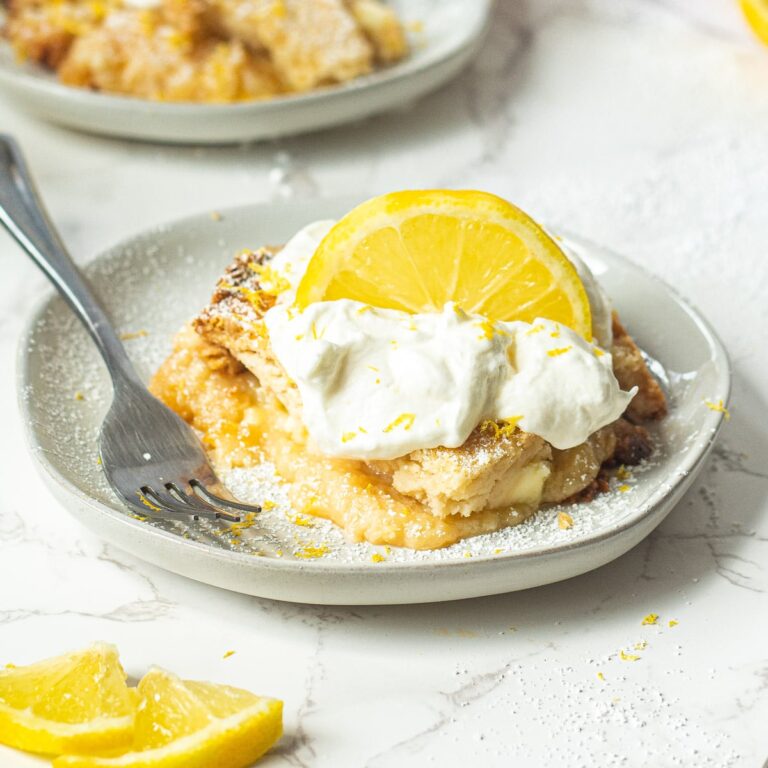 Dump Cake au Citron et au Lait Concentré