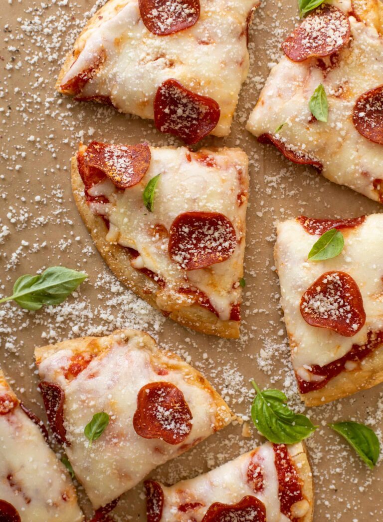 Quesadillas à la pizza – Quesadillas au poulet et à la pizza croustillantes