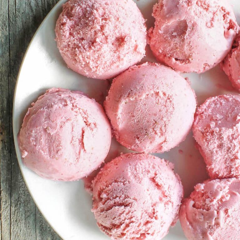 Glace à la fraise à 3 ingrédients | Simplement Sissom