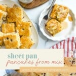 Crêpes simples sur une feuille de mélange
