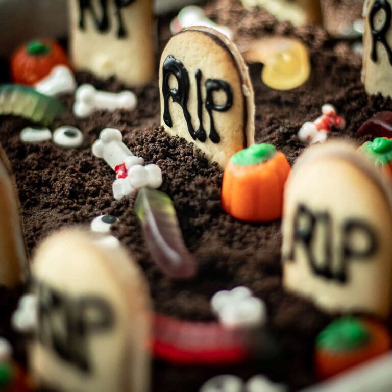 Recette de friandises d’Halloween aux brownies du cimetière