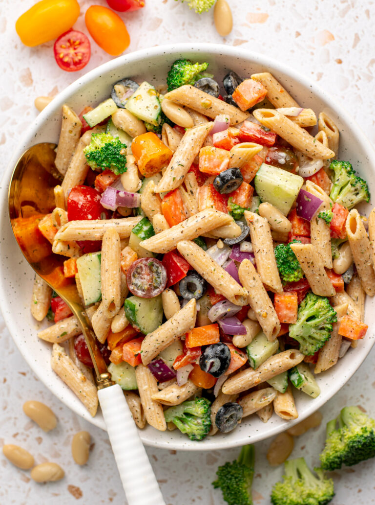 Salade de pâtes riche en protéines – Olivia’s Kitchen