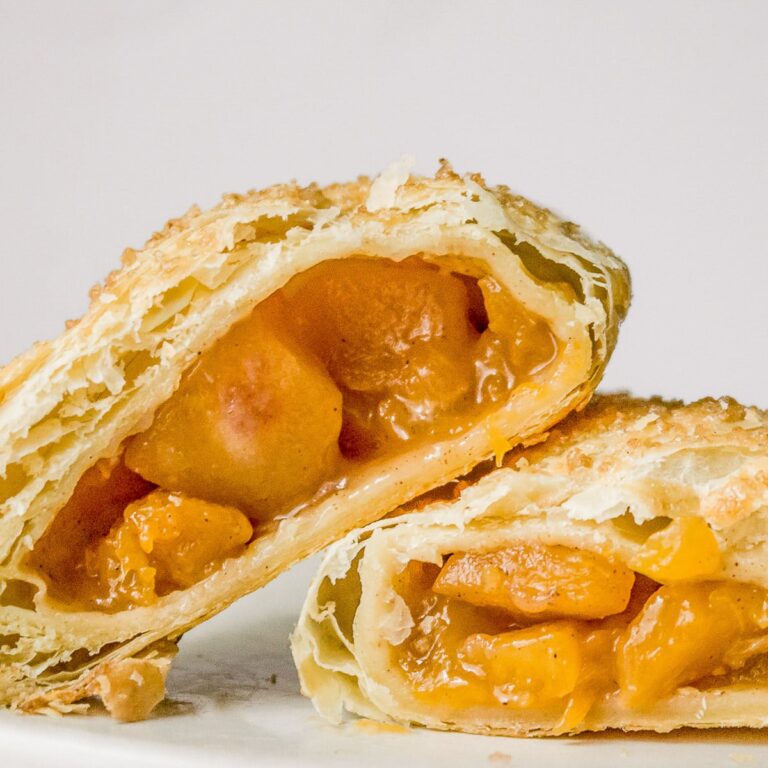 Recette de revirements de pêche – Si facile avec une pâte feuilletée!