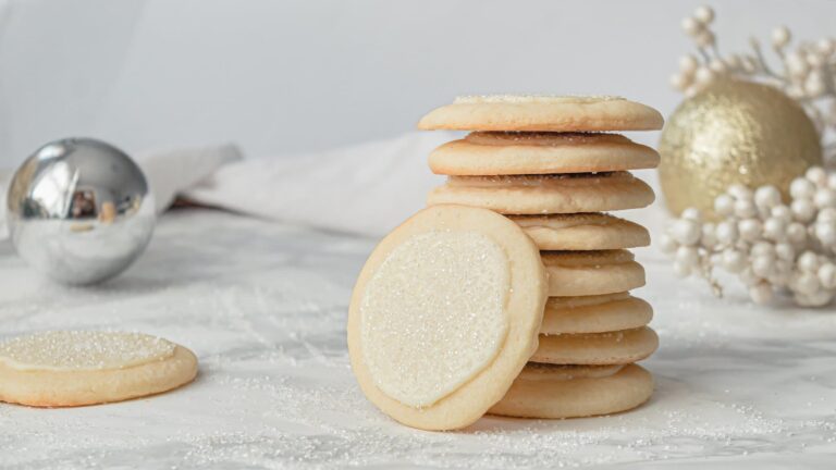 Cookies de sucre au chocolat blanc à la menthe poivrée