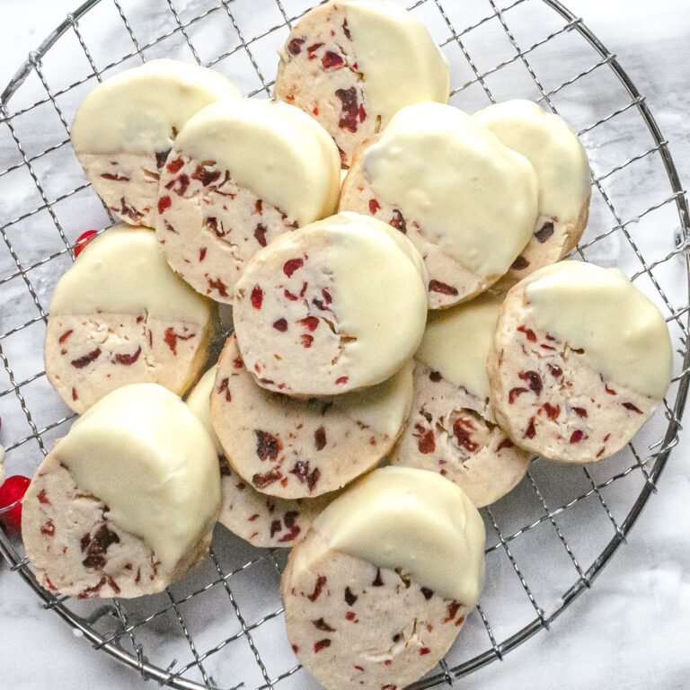 Biscuits sablés au chocolat blanc aux canneberges