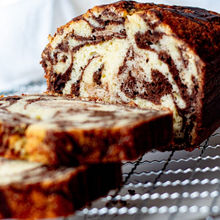Gâteau à pain en marbre – recette de copie de Starbucks