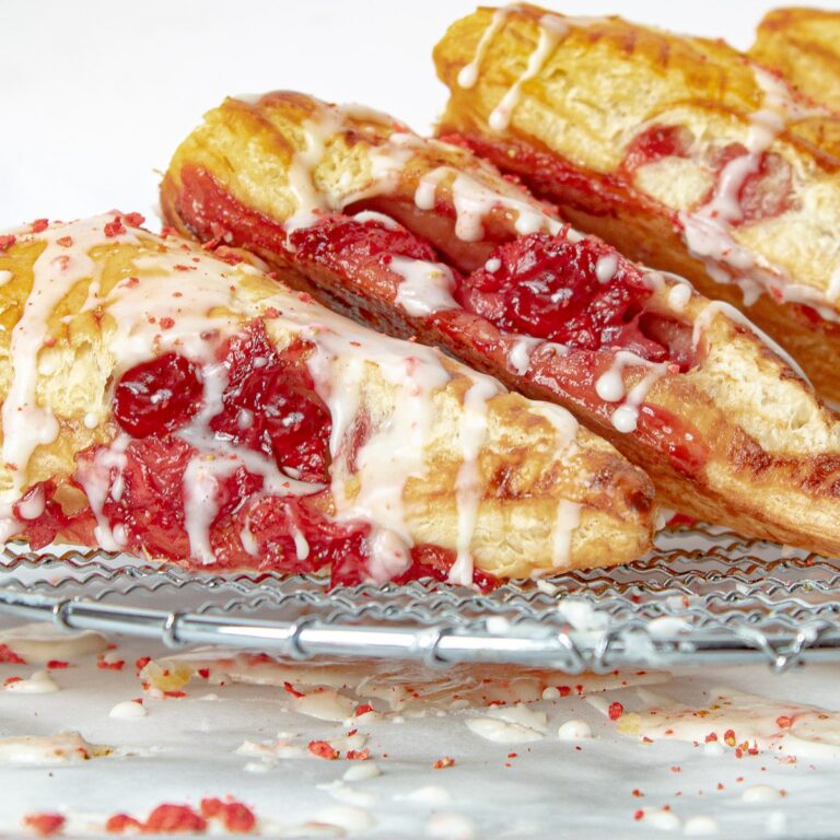 Recette de revirements de fraises – Treat de pâte feuilletée!